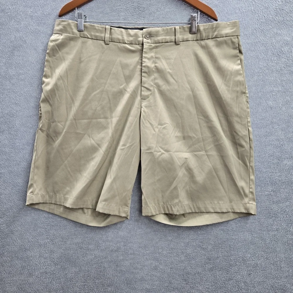 Nike Men Shorts 40 Khaki Embroidered Chino Dri-Fit Standard Fit Golf Shorts READ